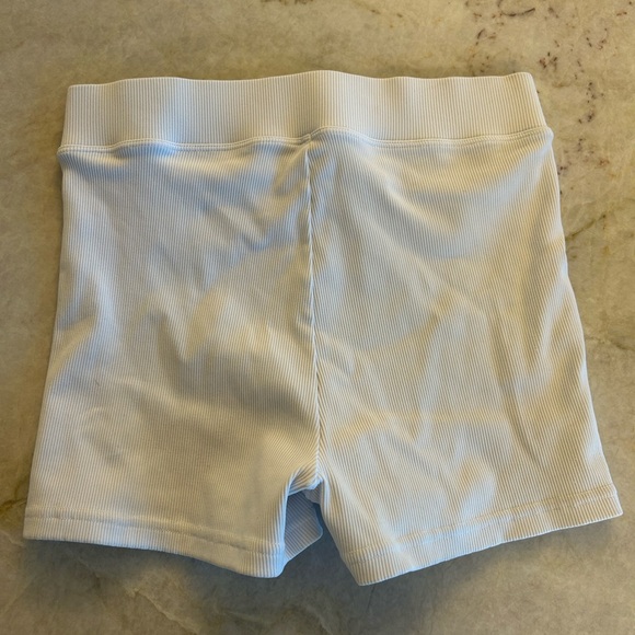 ALO Yoga White Athletic Shorts - Picture 5 of 6